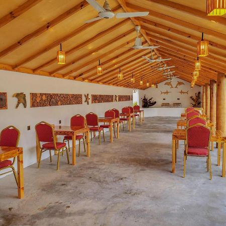 Thila Farm View Hotel Thoddoo Buitenkant foto