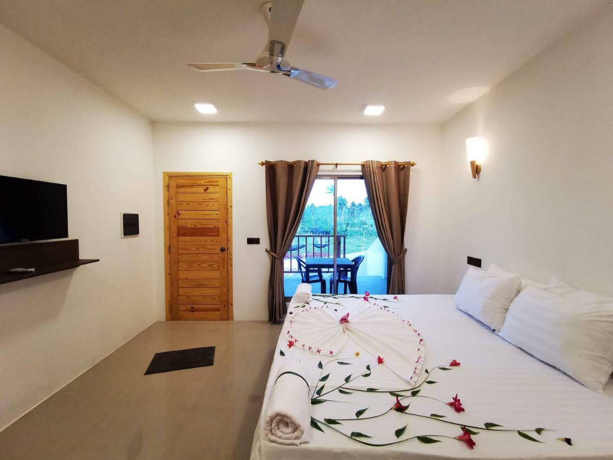 Thila Farm View Hotel Thoddoo Buitenkant foto