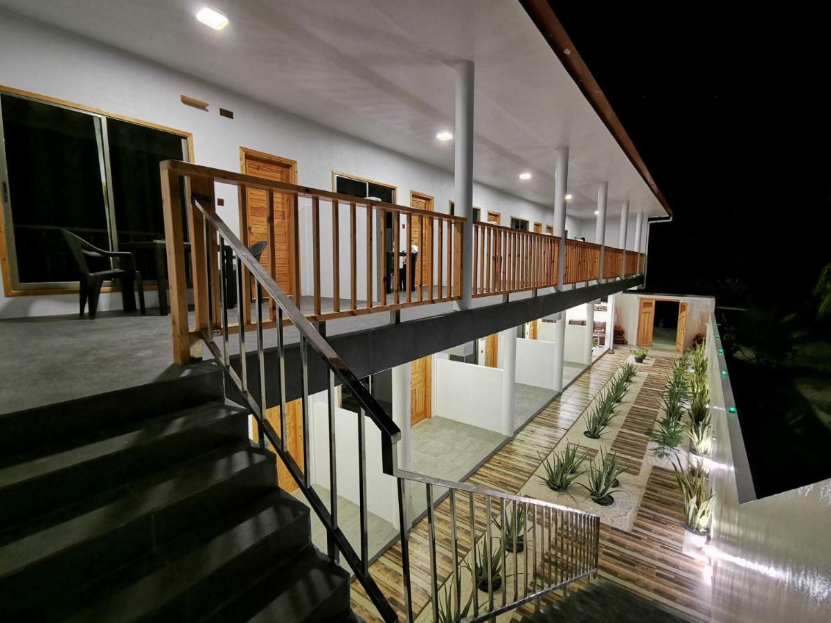 Thila Farm View Hotel Thoddoo Buitenkant foto