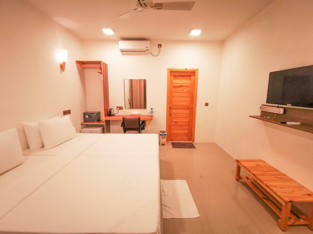 Thila Farm View Hotel Thoddoo Buitenkant foto
