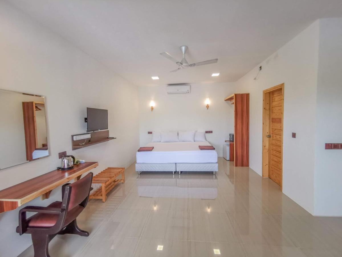 Thila Farm View Hotel Thoddoo Buitenkant foto