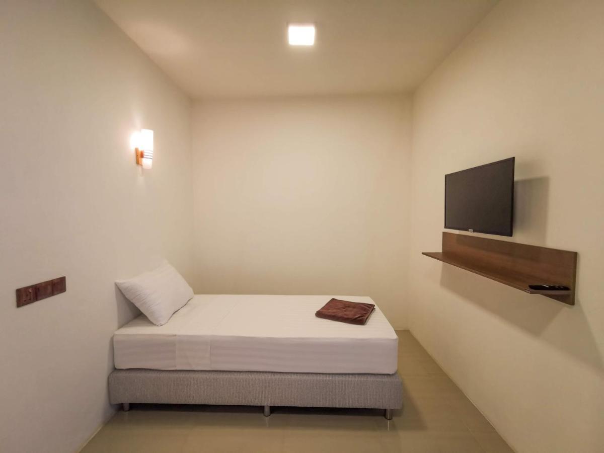 Thila Farm View Hotel Thoddoo Buitenkant foto